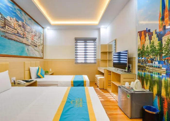 Love Hotel Airport